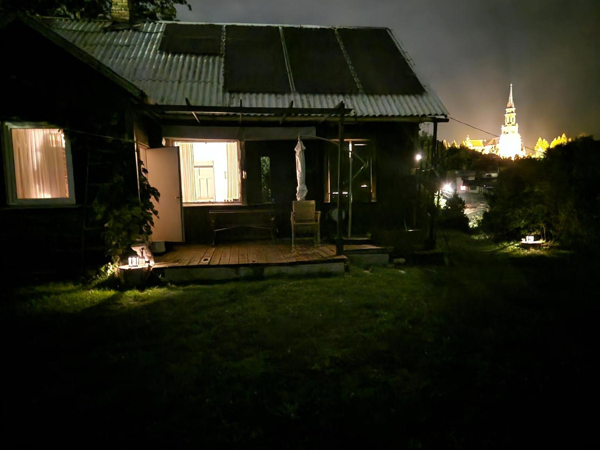 Hillside View House With Garden, Private Parking, Quiet Location - 12 Min To Old Town Anytime, Long Stays Welcome วิลนีอุส ภายนอก รูปภาพ